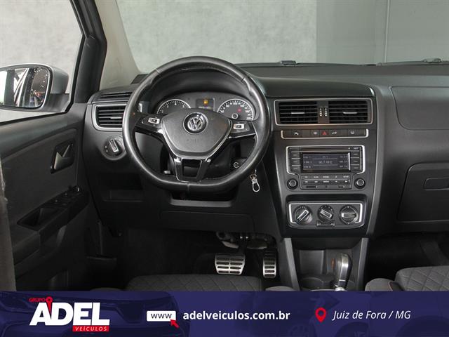 VOLKSWAGEN CROSSFOX 1.6 MI TOTAL FLEX 8V 5P 2015