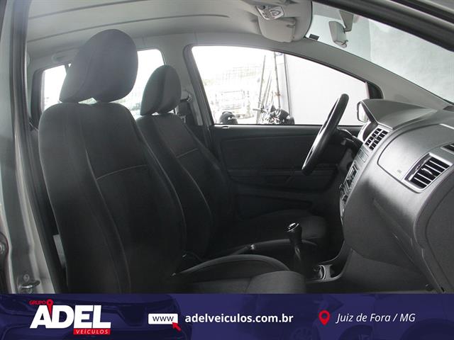 VOLKSWAGEN FOX COMFORTLINE 1.6 FLEX 8V 5P 2016