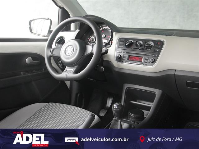 VOLKSWAGEN UP! MOVE 1.0 TSI TOTAL FLEX 12V 5P 2017