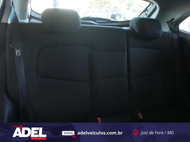 CHEVROLET ONIX HATCH LT 1.4 8V FLEXPOWER 5P MEC. 2013