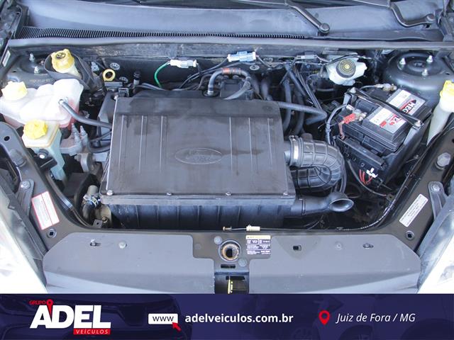 FORD FIESTA SED. 1.6 8V FLEX 4P 2011