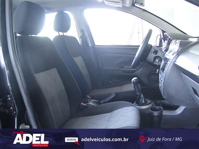 FORD FIESTA SED. 1.6 8V FLEX 4P 2011