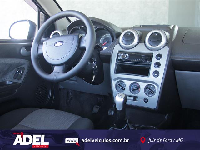 FORD FIESTA SED. 1.6 8V FLEX 4P 2011