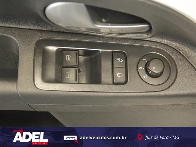 VOLKSWAGEN UP! CROSS 1.0 TSI TOTAL FLEX 12V 5P 2018