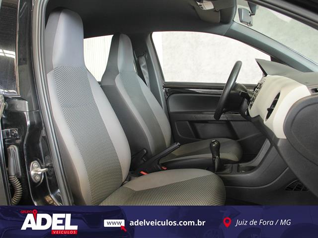 VOLKSWAGEN UP! TRACK 1.0 TOTAL FLEX 12V 5P 2017