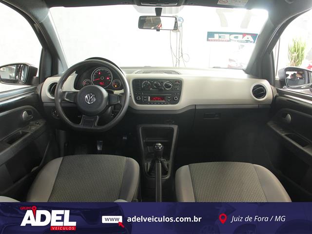 VOLKSWAGEN UP! TRACK 1.0 TOTAL FLEX 12V 5P 2017