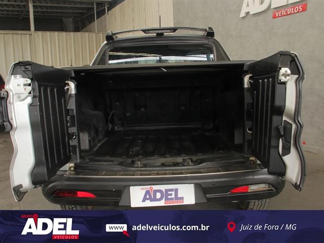 FIAT TORO OPENING EDITION 1.8 16V FLEX AUT. 2017