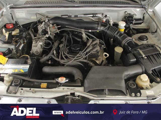 MITSUBISHI PAJERO TR4 2.0 FLEX 16V 4X2 AUT. 2015