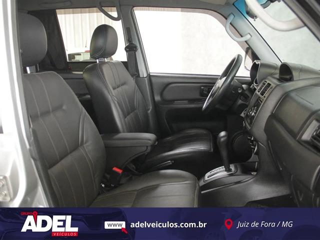 MITSUBISHI PAJERO TR4 2.0 FLEX 16V 4X2 AUT. 2015