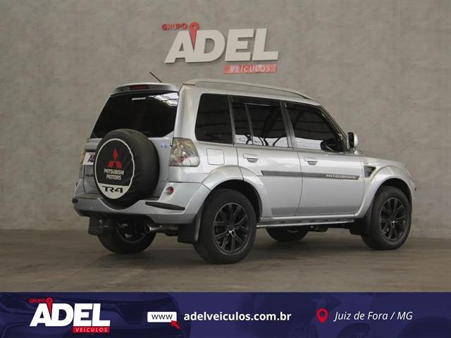 MITSUBISHI PAJERO TR4 2.0 FLEX 16V 4X2 AUT. 2015