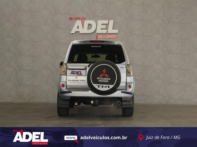 MITSUBISHI PAJERO TR4 2.0 FLEX 16V 4X2 AUT. 2015