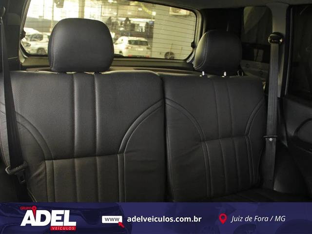 MITSUBISHI PAJERO TR4 2.0 FLEX 16V 4X2 AUT. 2015