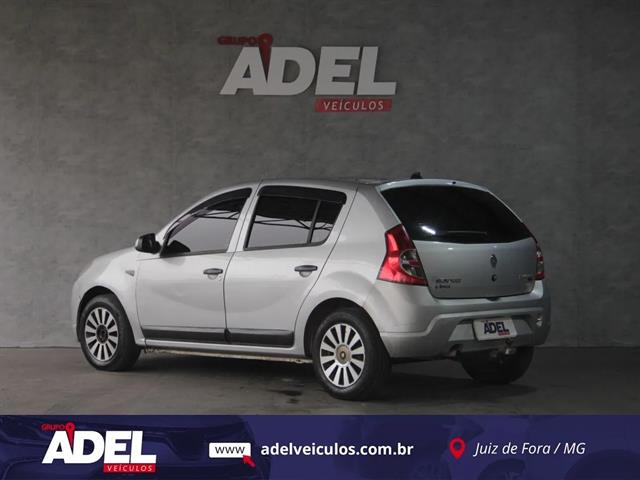 RENAULT SANDERO EXPRESSION HI-FLEX 1.6 8V 5P 2010