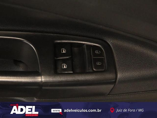 VOLKSWAGEN SAVEIRO ROBUST 1.6 TOTAL FLEX 16V CD 2023