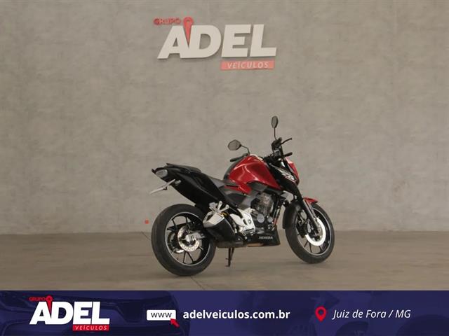 HONDA CB 300F TWISTER FLEX 2025