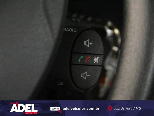 RENAULT SANDERO PRIVILÈGE HI-FLEX 1.6 16V 5P AUT 2012