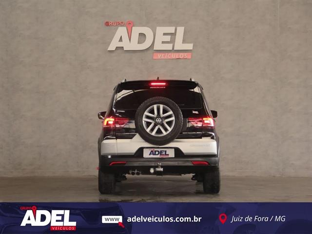 VOLKSWAGEN CROSSFOX I MOTION 1.6 T. FLEX 16V 5P 2015
