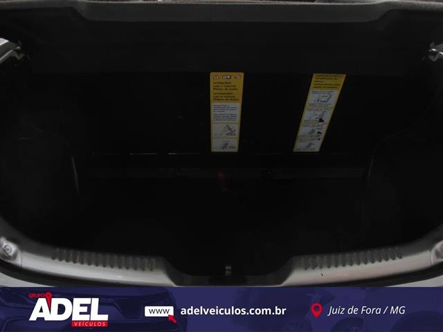 VOLKSWAGEN FOX COMFORTLINE 1.6 FLEX 8V 5P 2015