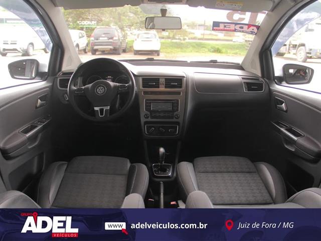 VOLKSWAGEN FOX COMFORTLINE 1.6 FLEX 8V 5P 2015