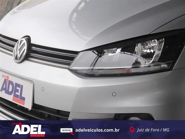 VOLKSWAGEN FOX COMFORTLINE 1.6 FLEX 8V 5P 2015