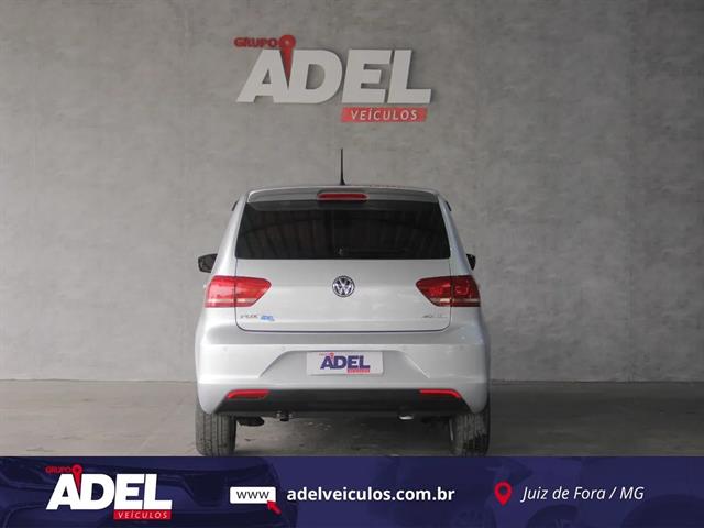 VOLKSWAGEN FOX COMFORTLINE 1.6 FLEX 8V 5P 2015