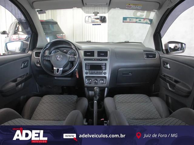 VOLKSWAGEN FOX TRENDLINE 1.6 FLEX 8V 5P 2015