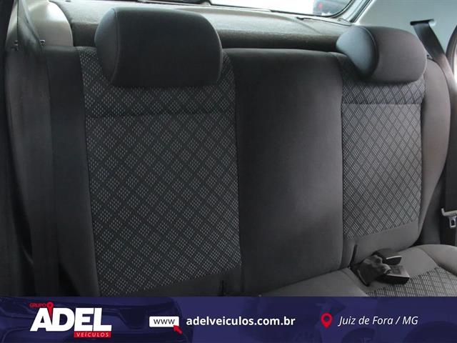 VOLKSWAGEN FOX TRENDLINE 1.6 FLEX 8V 5P 2015