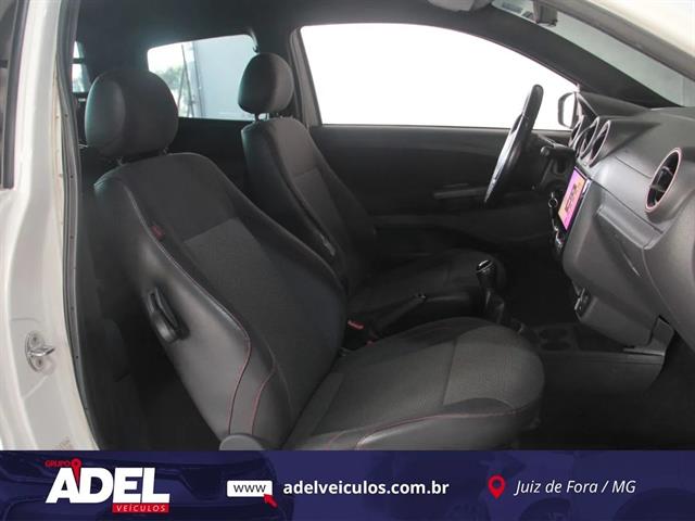 VOLKSWAGEN SAVEIRO TRENDLINE 1.6 T.FLEX 8V 2016