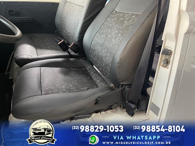 VOLKSWAGEN KOMBI LOTAÇÃO 1.4 MI TOTAL FLEX 8V 2010