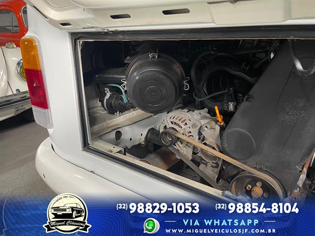 VOLKSWAGEN KOMBI LOTAÇÃO 1.4 MI TOTAL FLEX 8V 2010