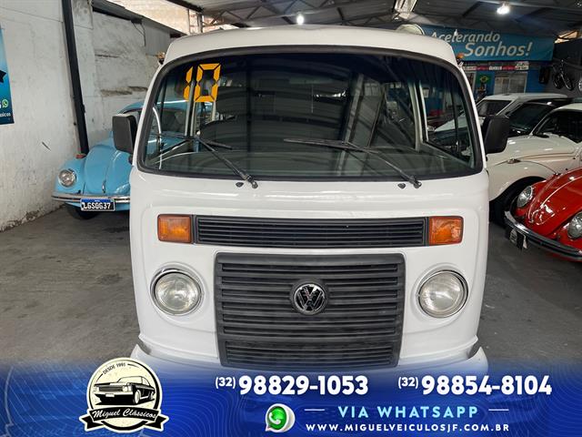 VOLKSWAGEN KOMBI LOTAÇÃO 1.4 MI TOTAL FLEX 8V 2010