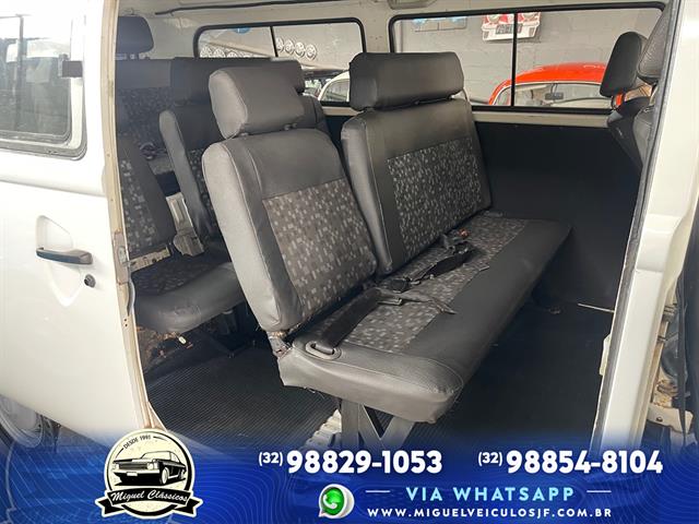 VOLKSWAGEN KOMBI LOTAÇÃO 1.4 MI TOTAL FLEX 8V 2010