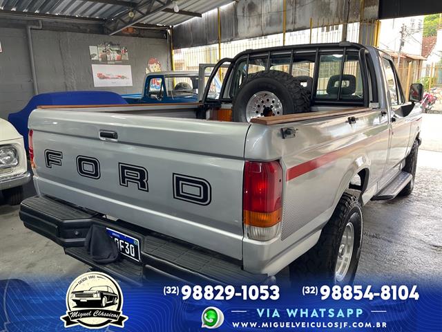 FORD F-1000 SUPER 3.6 / SUPER SÉRIE 3.6 1994