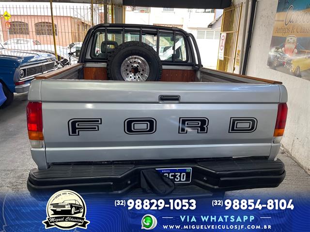 FORD F-1000 SUPER 3.6 / SUPER SÉRIE 3.6 1994