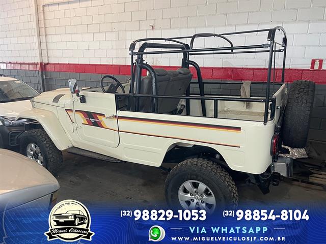 TOYOTA BANDEIRANTES TOYOTA 1979