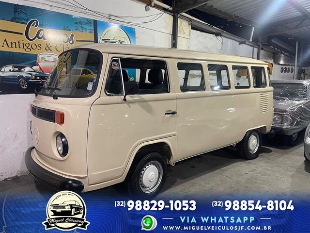 VOLKSWAGEN KOMBI STANDARD/ LUXO/ SÉRIE PRATA 1994