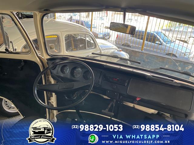 VOLKSWAGEN KOMBI STANDARD/ LUXO/ SÉRIE PRATA 1995