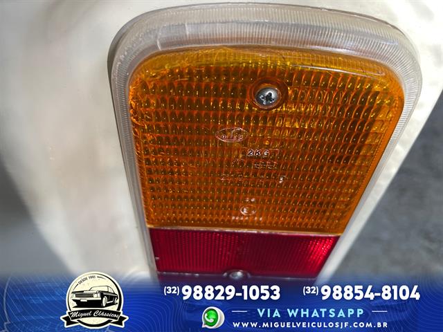 VOLKSWAGEN KOMBI STANDARD/ LUXO/ SÉRIE PRATA 1995
