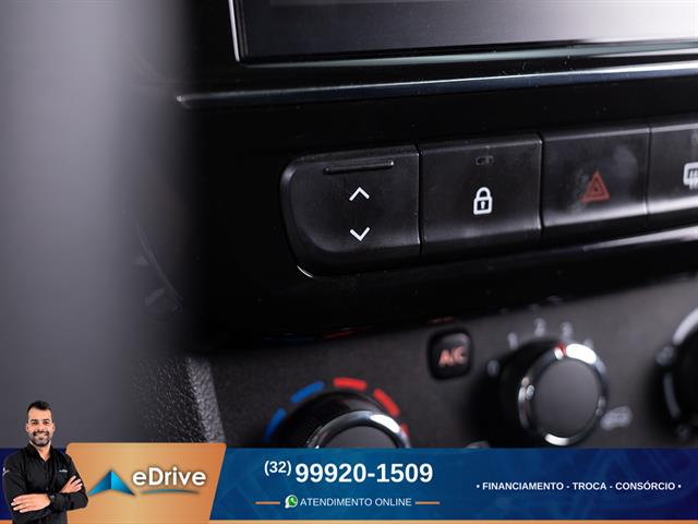 RENAULT KWID INTENSE 1.0 FLEX 12V 5P MEC. 2024