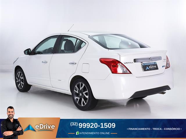 NISSAN VERSA UNIQUE 1.6 16V FLEXSTART 4P AUT. 2017