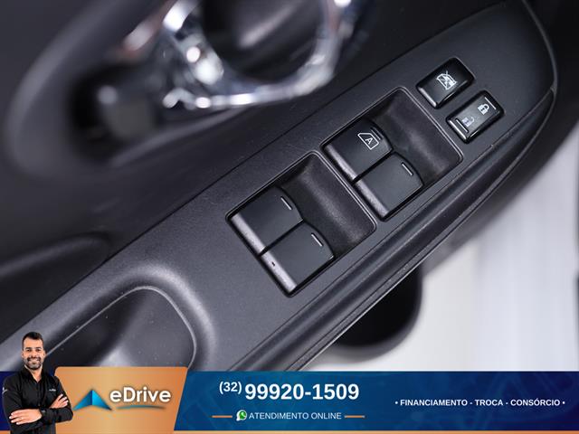 NISSAN VERSA UNIQUE 1.6 16V FLEXSTART 4P AUT. 2017