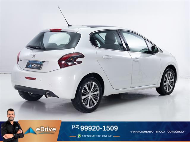 PEUGEOT 208 GRIFFE 1.6 FLEX 16V 5P AUT. 2017 PEUGEOT 208 GRIFFE 1.6 FLEX 16V 5P AUT. 2017