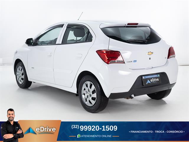 CHEVROLET ONIX HATCH LT 1.0 8V FLEXPOWER 5P MEC. 2018