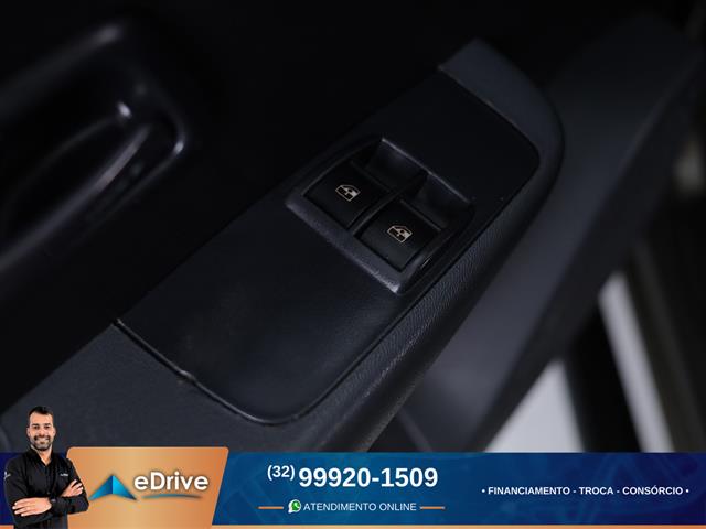 FIAT STRADA ADVENTURE1.8/ 1.8 LOCKER FLEX CD 2013