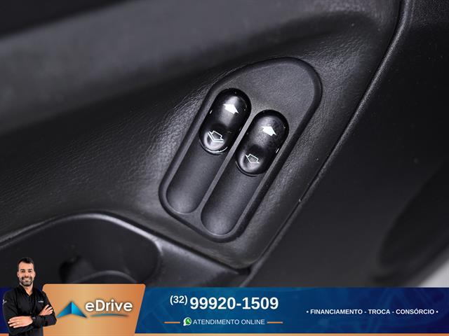 FORD Fiesta 1.6 8V FLEX/CLASS 1.6 8V FLEX 5P 2010