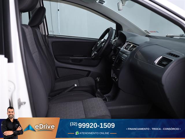 VOLKSWAGEN Fox 1.6 MI TOTAL FLEX 8V 5P 2014