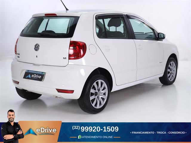 VOLKSWAGEN Fox 1.6 MI TOTAL FLEX 8V 5P 2014