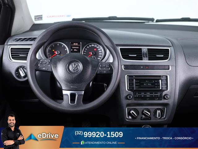 VOLKSWAGEN Fox 1.6 MI TOTAL FLEX 8V 5P 2014