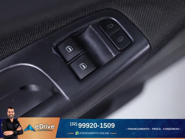 VOLKSWAGEN SAVEIRO TRENDLINE 1.6 T.FLEX 8V CD 2015