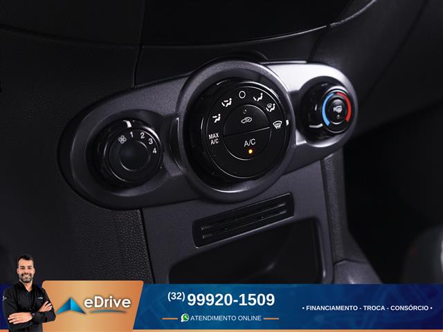 FORD FIESTA 1.5 16V FLEX MEC. 5P 2014